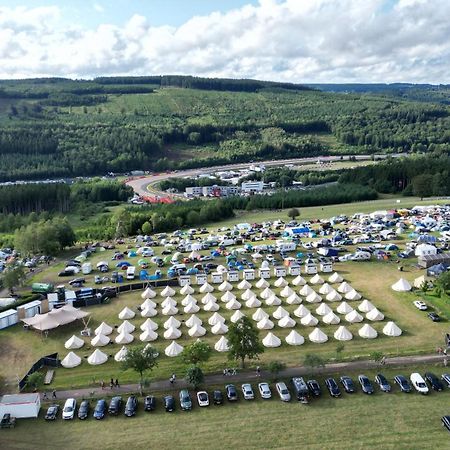 Grandprixcamp Closest To The Track Including Track View Stavelot Eksteriør bilde